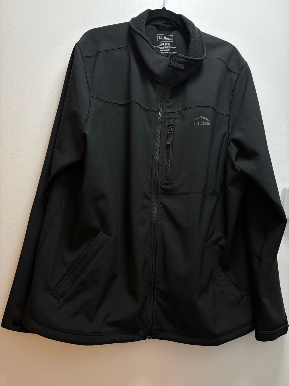 L.L. Bean Men's Black Lightweight Softshell Jacket Cabincore Business Casual